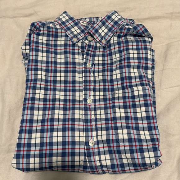 Vineyard Vines Button Down Size Small - Picture 2 of 2